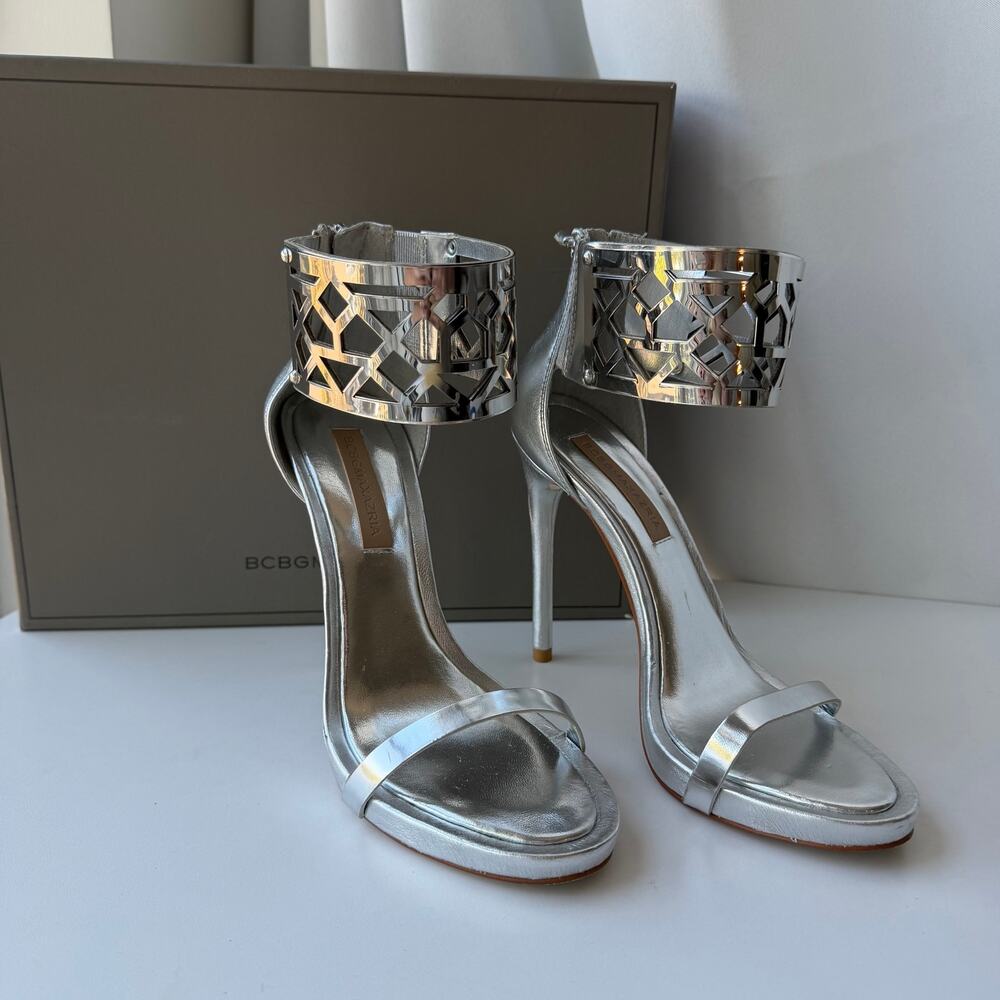 BCBGMAXAZRIA (7M) Estie Silver Metallic Cutout Cuff Stiletto Sandals Y2K